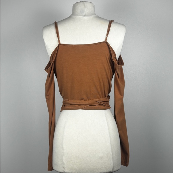 Criss Cross Off Shoulder Top Wrap Top - Picture 4 of 6